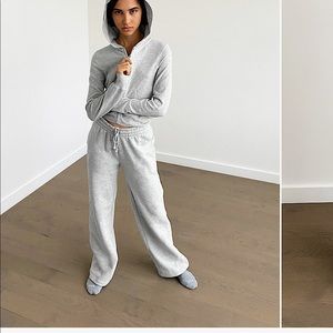 TNA - Cozy Fleece Boyfriend Wide Sweatpants